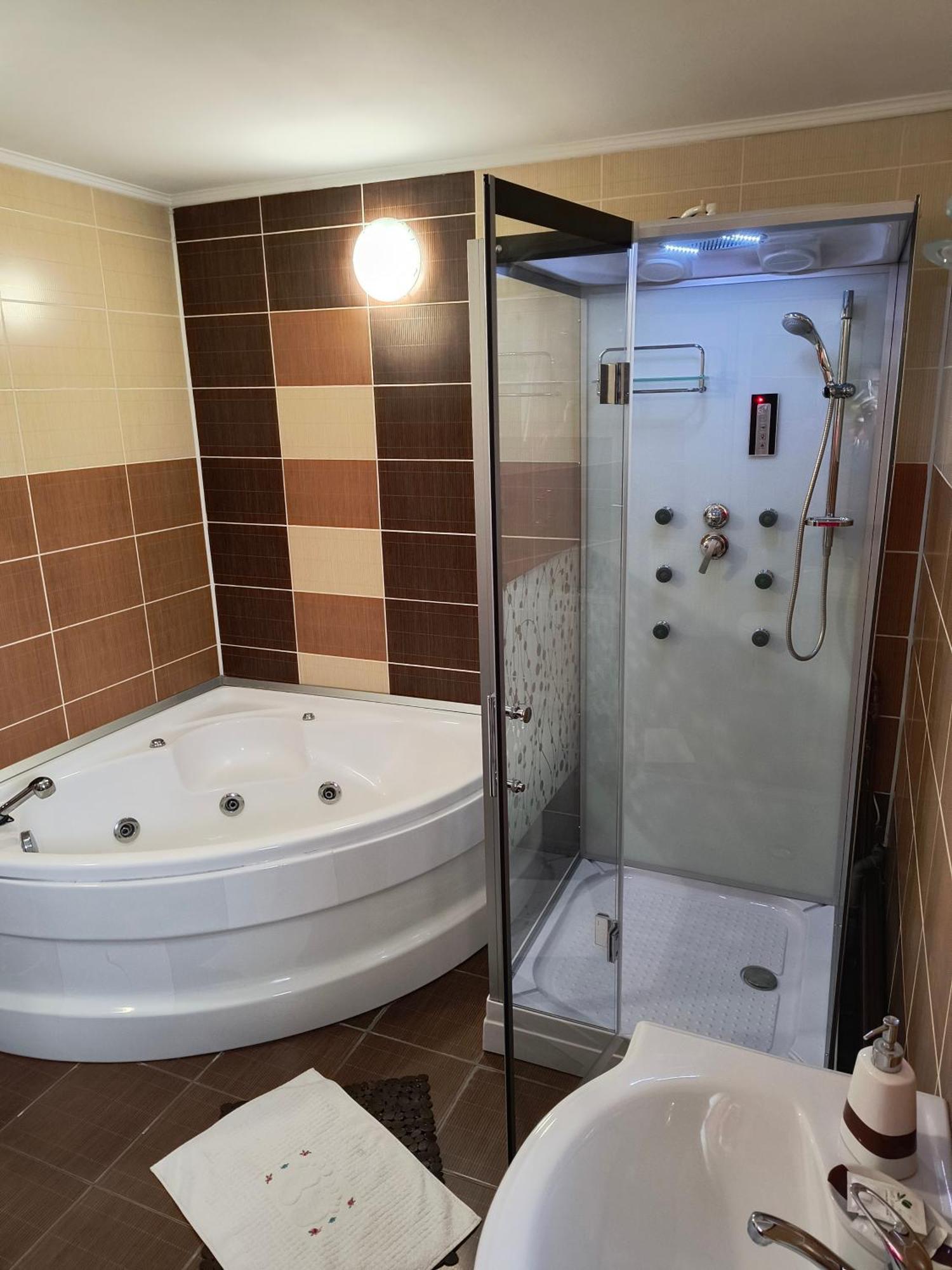 Casa Mais Braszów Zewnętrze zdjęcie