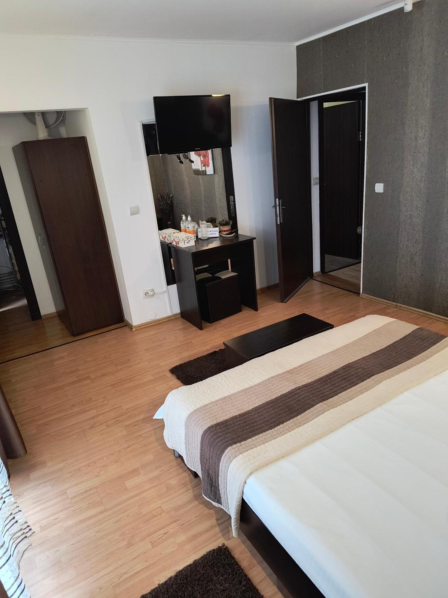Casa Mais Braszów Zewnętrze zdjęcie