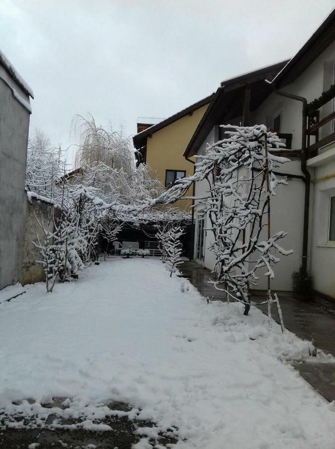 Casa Mais Braszów Zewnętrze zdjęcie